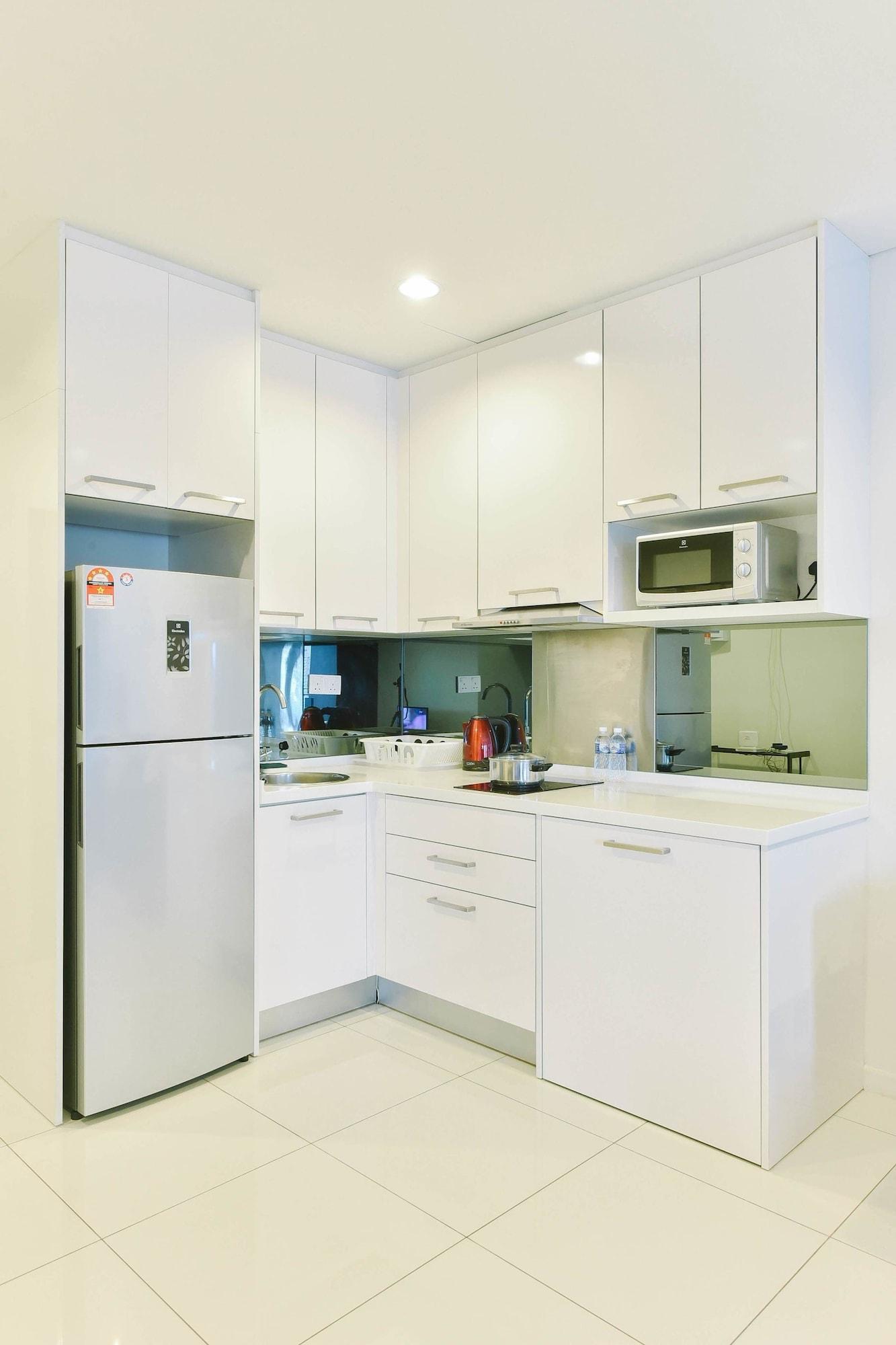 Summer Suites Residences By Subhome Куала Лумпур Екстериор снимка