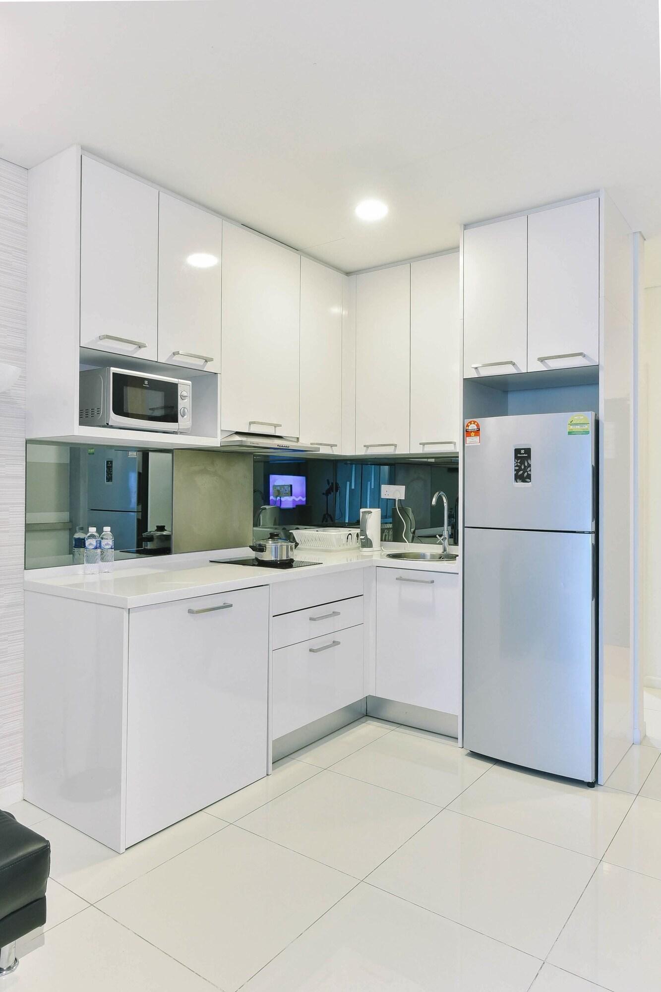 Summer Suites Residences By Subhome Куала Лумпур Екстериор снимка