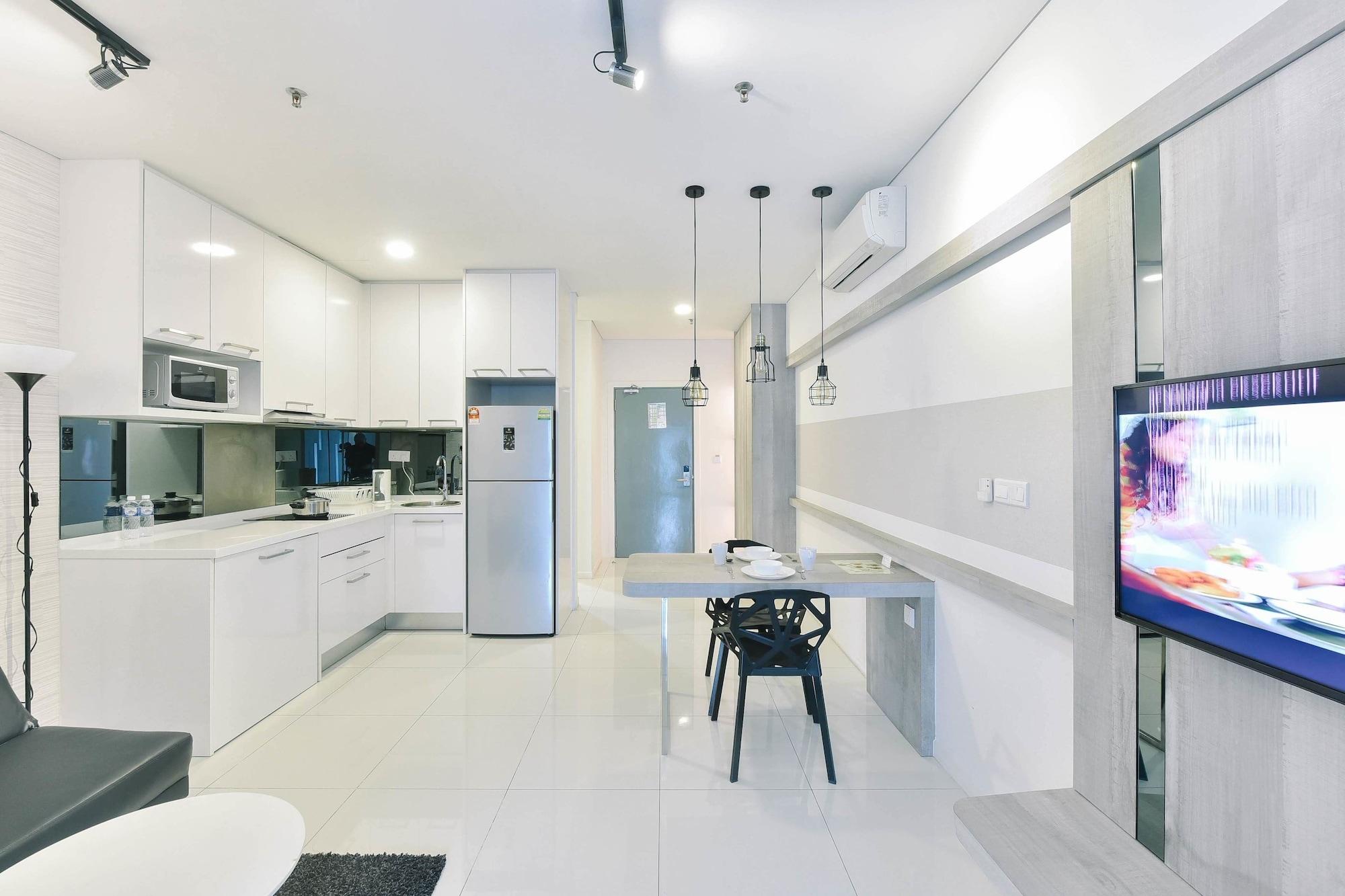 Summer Suites Residences By Subhome Куала Лумпур Екстериор снимка
