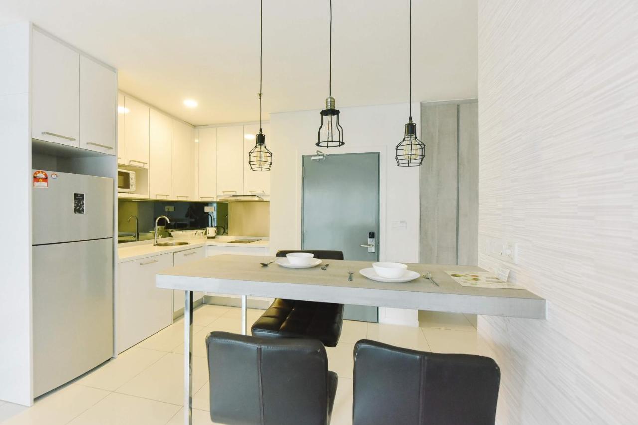 Summer Suites Residences By Subhome Куала Лумпур Екстериор снимка